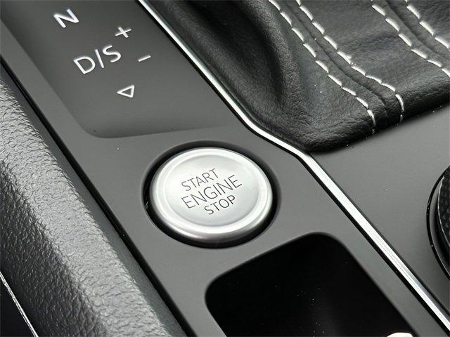 used 2022 Volkswagen Atlas Cross Sport car, priced at $18,990