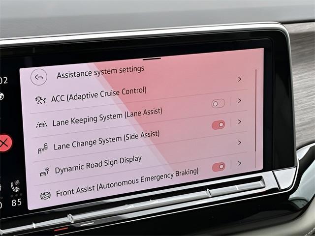 used 2024 Volkswagen Atlas car, priced at $37,983