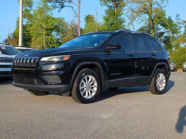 used 2020 Jeep Cherokee car, priced at $17,786