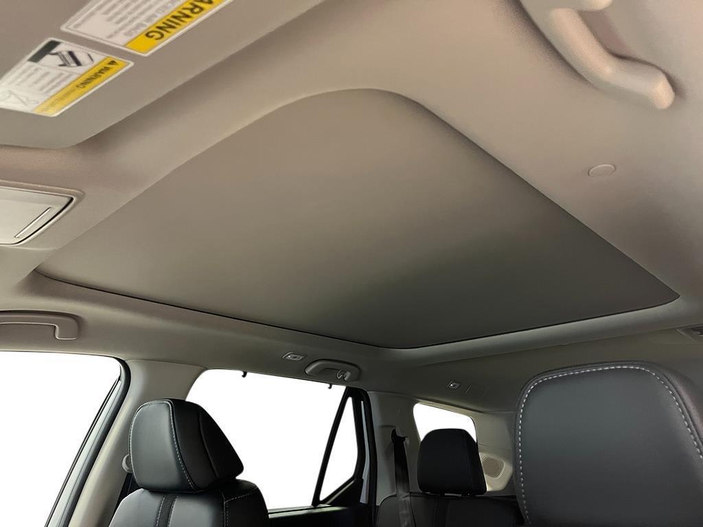 new 2025 Honda Pilot car, priced at $51,950