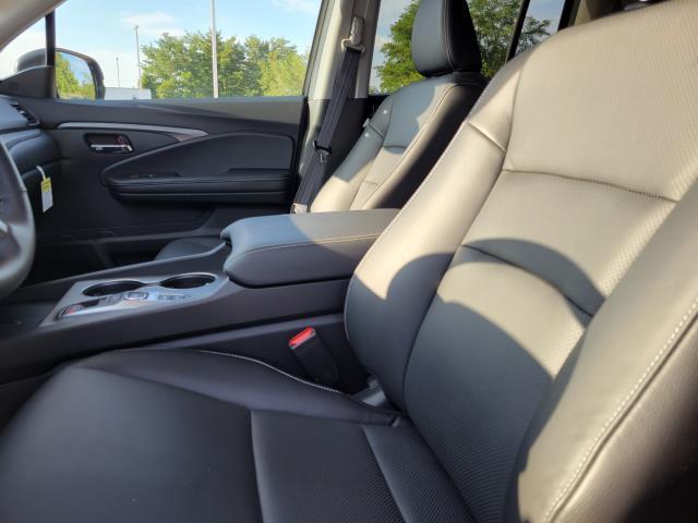 used 2025 Honda Ridgeline car, priced at $36,392