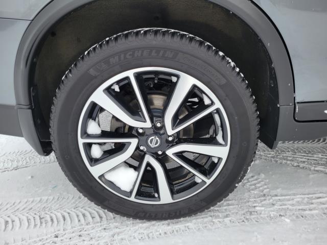 used 2020 Nissan Rogue car, priced at $17,771