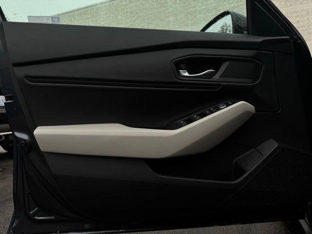 new 2025 Honda Accord car, priced at $31,755