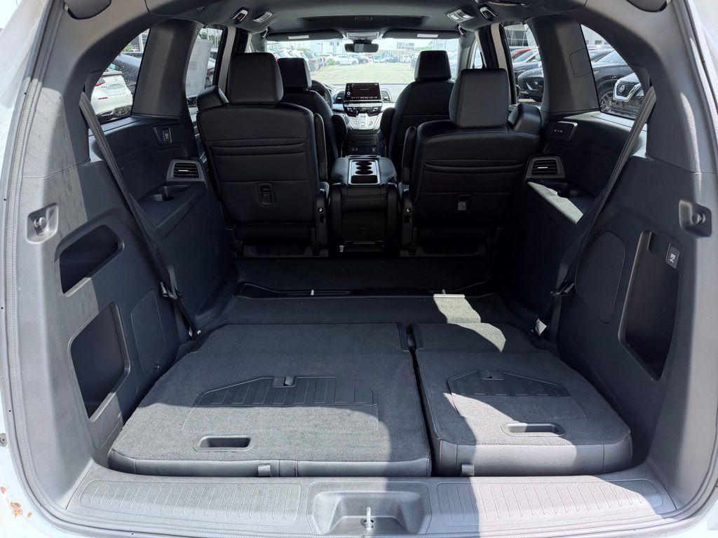 new 2026 Honda Odyssey car, priced at $46,149