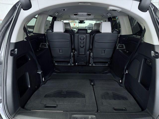 new 2026 Honda Odyssey car, priced at $53,494