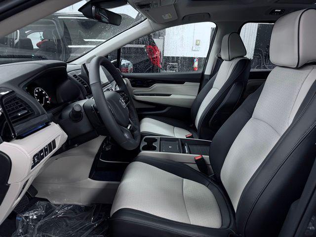 new 2026 Honda Odyssey car, priced at $53,494