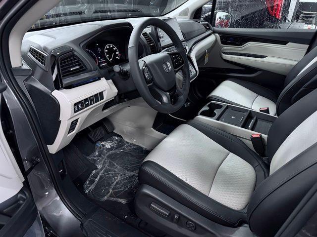 new 2026 Honda Odyssey car, priced at $53,494