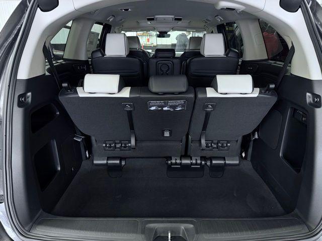 new 2026 Honda Odyssey car, priced at $53,494