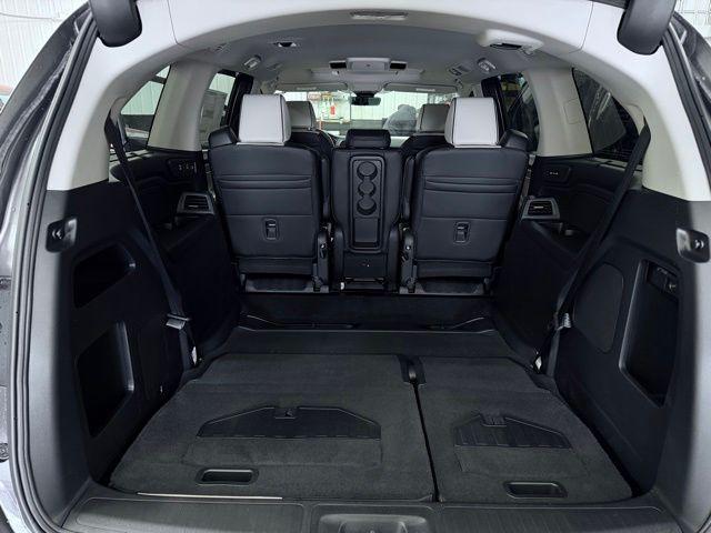 new 2026 Honda Odyssey car, priced at $53,494