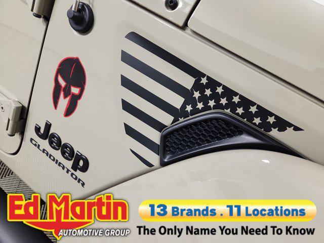 used 2020 Jeep Gladiator car, priced at $27,297