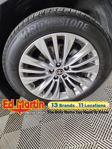 used 2025 Toyota Highlander Hybrid car, priced at $51,407