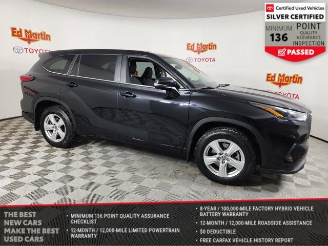 used 2023 Toyota Highlander car, priced at $28,212