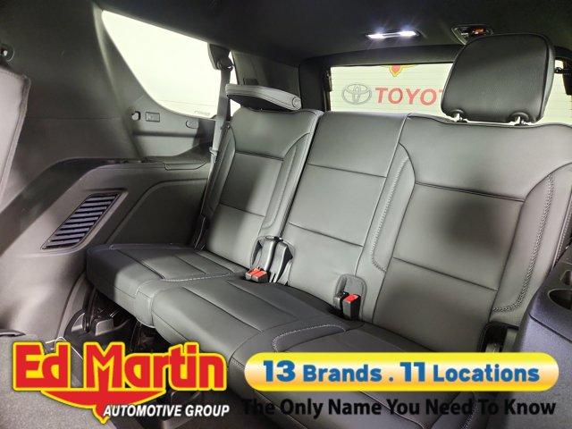 used 2022 GMC Yukon car, priced at $43,728