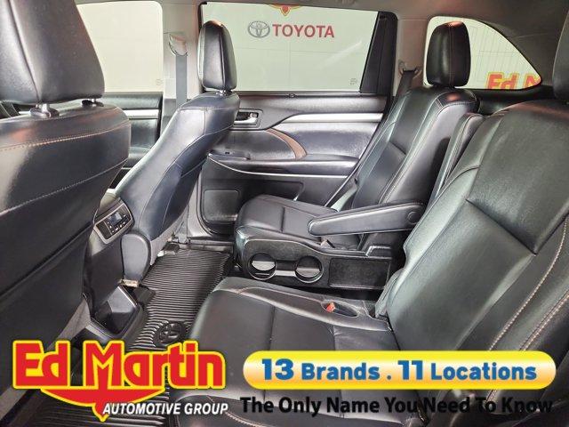 used 2018 Toyota Highlander car, priced at $18,997
