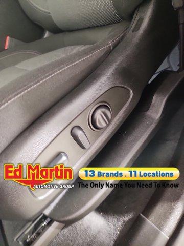 used 2023 Chevrolet Traverse car, priced at $25,981