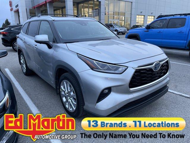 used 2024 Toyota Highlander Hybrid car, priced at $45,777