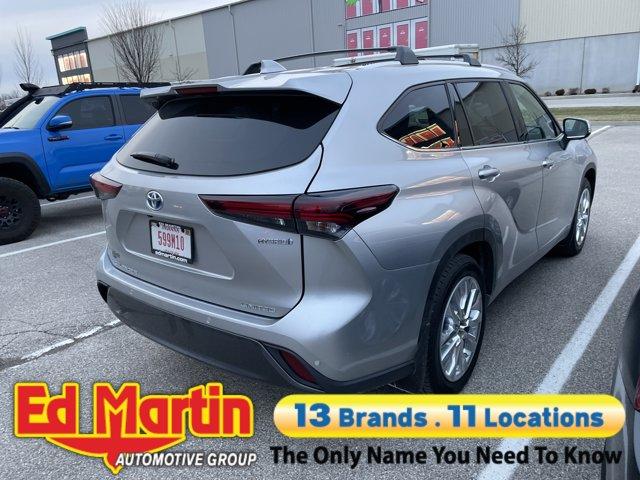 used 2024 Toyota Highlander Hybrid car, priced at $45,777