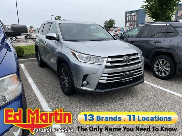 used 2019 Toyota Highlander car, priced at $27,681