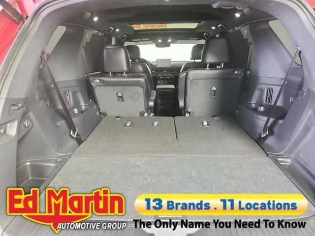 used 2025 Honda Pilot car, priced at $42,997