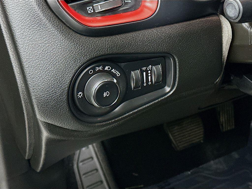 used 2020 Jeep Renegade car, priced at $16,472