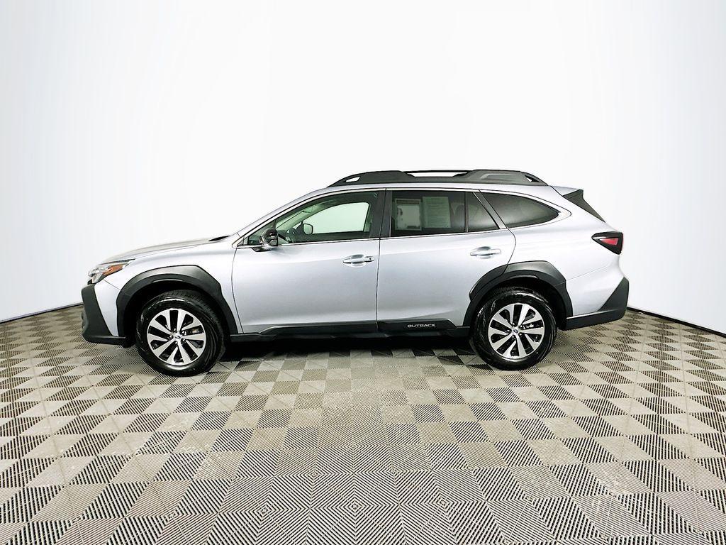 used 2025 Subaru Outback car, priced at $30,900