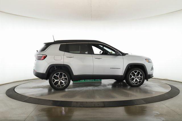 new 2026 Jeep Compass car, priced at $32,480