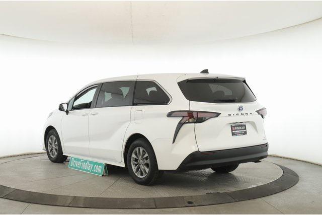 used 2024 Toyota Sienna car, priced at $32,900