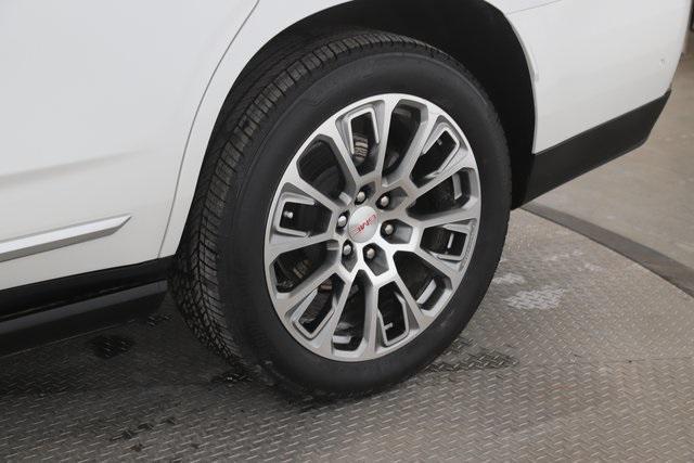 used 2025 GMC Yukon car, priced at $82,900