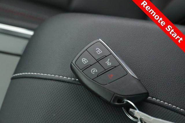 used 2025 Chevrolet Traverse car, priced at $43,900