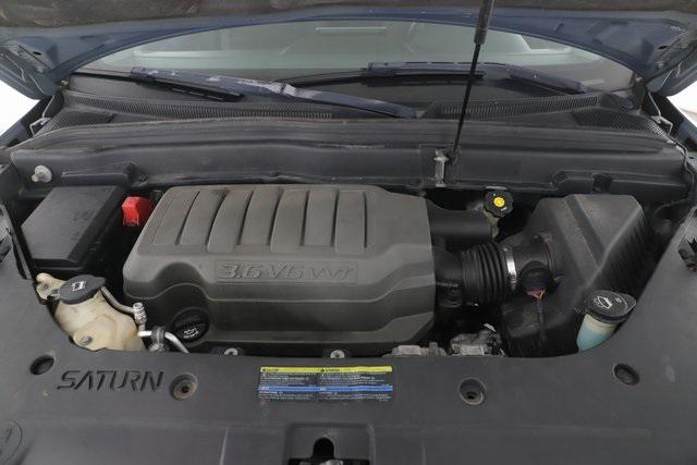 used 2008 Saturn Outlook car, priced at $2,890