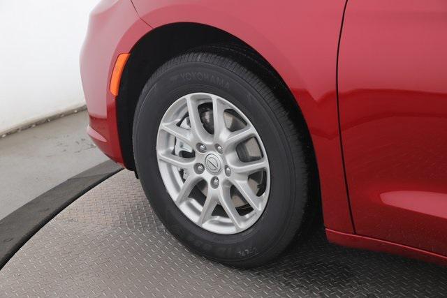 new 2026 Chrysler Pacifica car, priced at $38,135