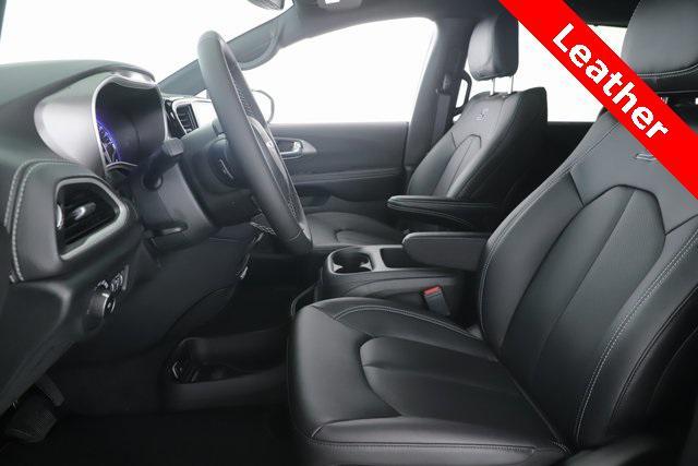 new 2026 Chrysler Pacifica car, priced at $40,910