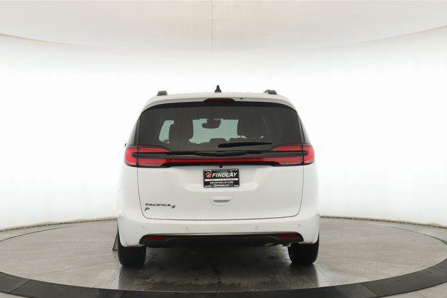 new 2026 Chrysler Pacifica car, priced at $40,910