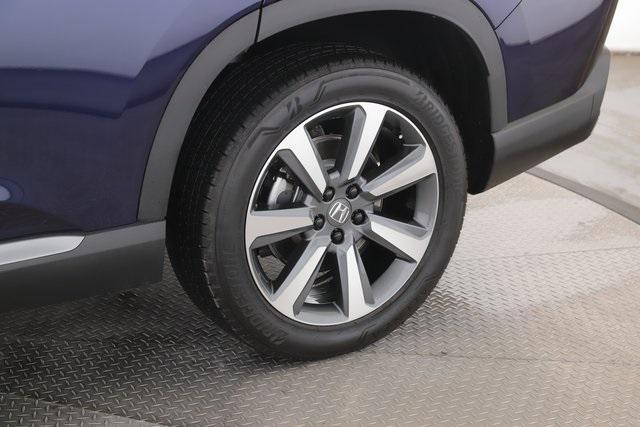 used 2025 Honda Pilot car, priced at $45,977