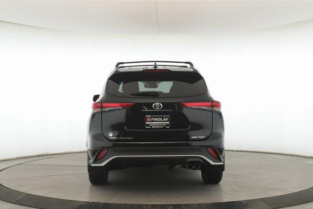 used 2023 Toyota Highlander car, priced at $34,900