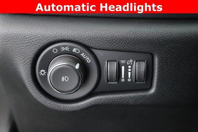 new 2026 Chrysler Pacifica car, priced at $40,385