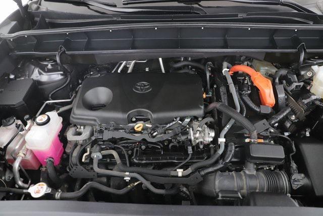 used 2022 Toyota Highlander Hybrid car, priced at $33,977