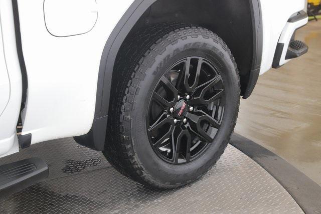 used 2024 GMC Sierra 1500 car, priced at $40,900