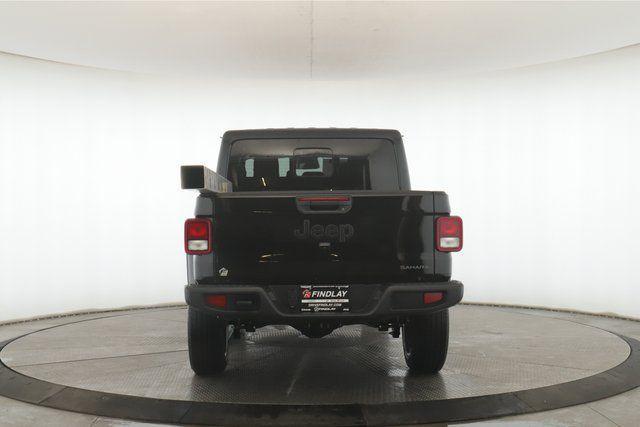 new 2026 Jeep Gladiator car, priced at $43,460