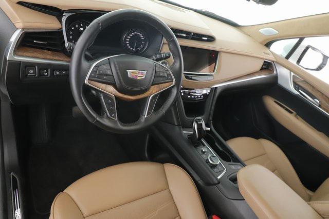 used 2024 Cadillac XT5 car, priced at $36,900