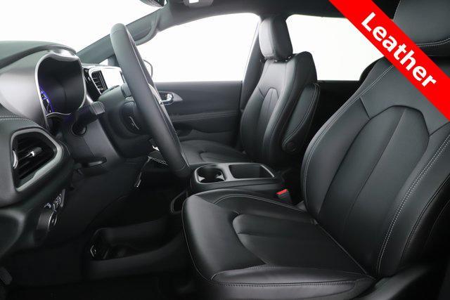 new 2026 Chrysler Pacifica car, priced at $38,135