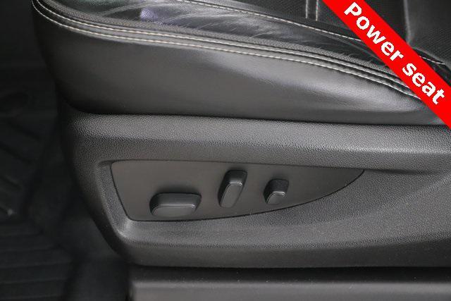 used 2020 GMC Yukon car, priced at $31,900