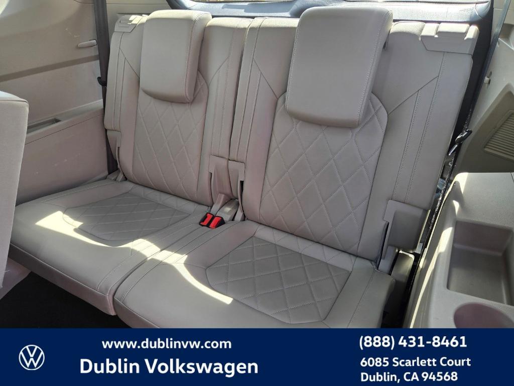 used 2024 Volkswagen Atlas car, priced at $39,991
