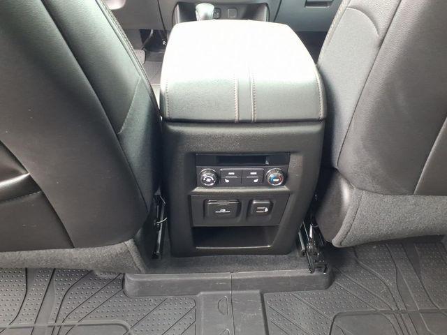 used 2024 Chevrolet Traverse car, priced at $43,490