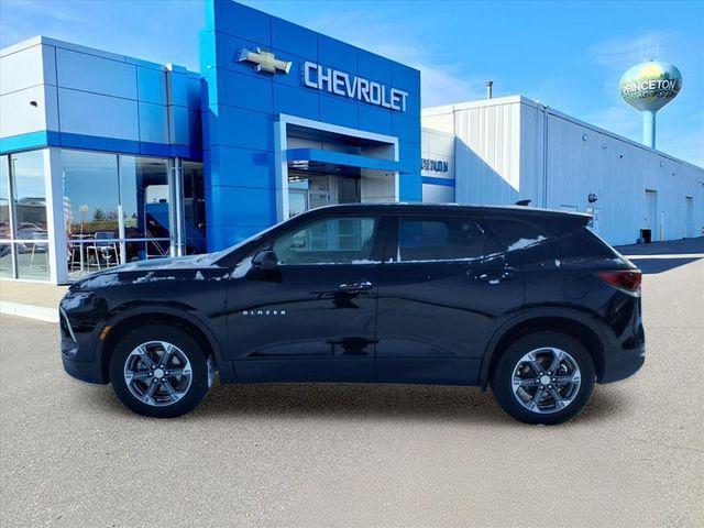 used 2025 Chevrolet Blazer car, priced at $30,290