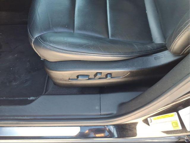 used 2023 Cadillac XT4 car, priced at $24,490