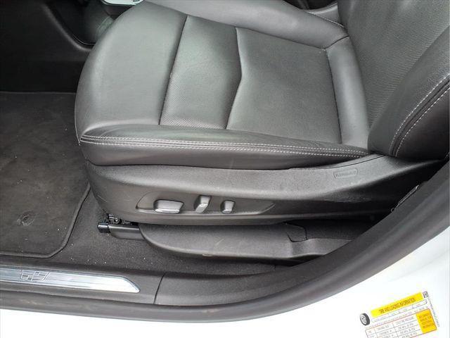 used 2025 Cadillac XT5 car, priced at $38,990