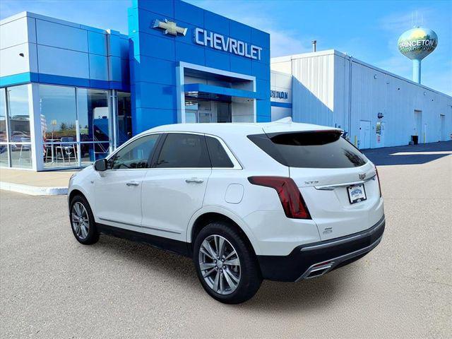 used 2025 Cadillac XT5 car, priced at $38,990