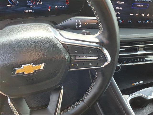 used 2024 Chevrolet Traverse car, priced at $32,990