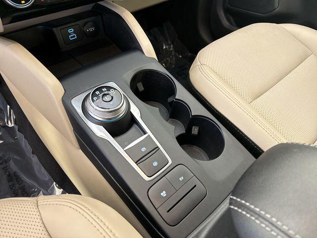 used 2022 Ford Escape car, priced at $18,995